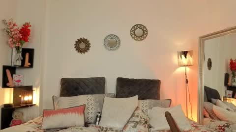 zuly goode online show from February 4, 2025, 9:49 am