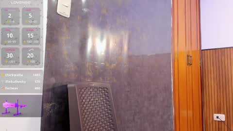 ZYLE online show from February 18, 2025, 11:08 pm