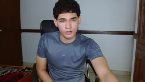 Snapshot of zyrosxk chatting on July 20, 2026, 1:57 pm antonio felipe online show from July 20, 2026, 1:57 pm