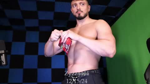 Snapshot of zyzz4444 chatting on December 16, 2024, 2:47 am Greek God online show from December 16, 2024, 2:47 am