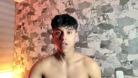 zyzz_1812 online show from March 19, 2026, 5:22 am