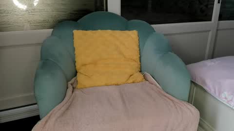 Miss Carla online show from April 16, 2026, 10:38 am