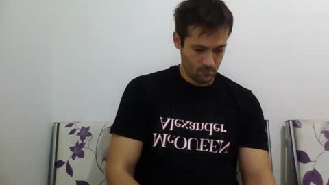 zzzzzzz41 online show from September 29, 2025, 4:23 pm