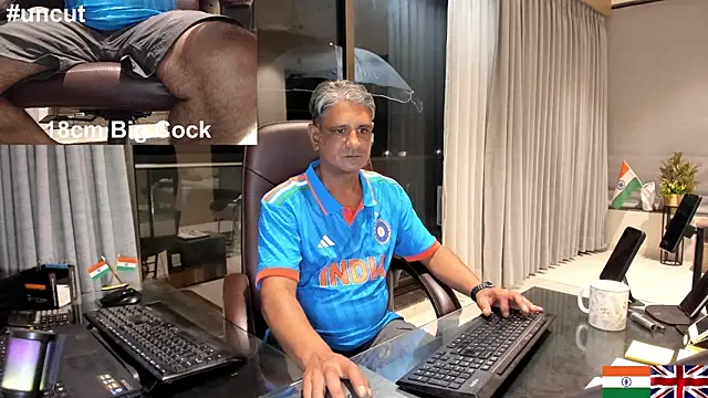 OnlineBossUK online show from February 11, 2025, 8:10 pm