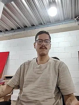 AndyHepburn online show from October 16, 2025, 2:40 pm