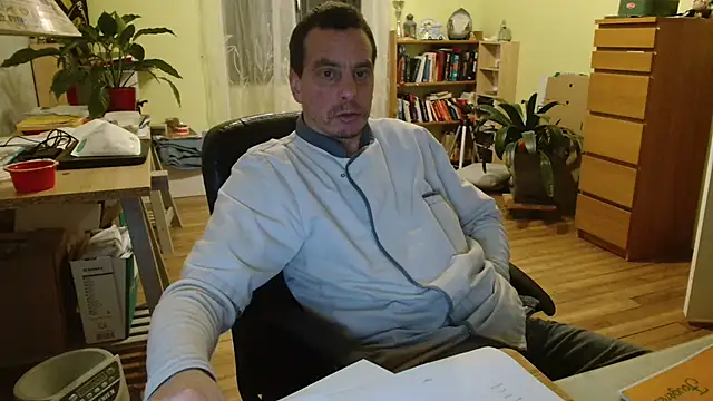 cloupefun online show from January 4, 2025, 4:44 am