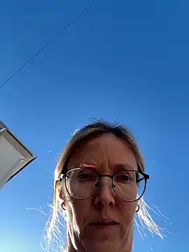 angelmommu online show from September 25, 2025, 5:55 am