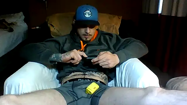 Snapshot of DADDY_KANE8--- chatting on January 6, 2025, 4:55 pm DADDY KANE8--- online show from January 6, 2025, 4:55 pm