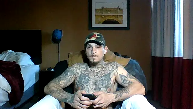 Snapshot of DADDY_KANE8--- chatting on January 13, 2025, 9:42 pm DADDY KANE8--- online show from January 13, 2025, 9:42 pm