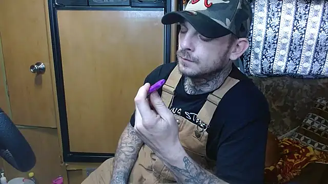 Snapshot of DADDY_KANE8--- chatting on March 4, 2025, 7:32 pm DADDY KANE8--- online show from March 4, 2025, 7:32 pm