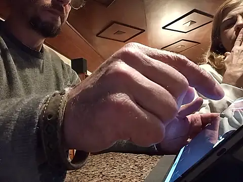 coolkasal online show from April 11, 2026, 9:52 pm