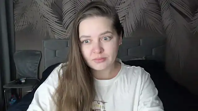 uliastar online show from January 4, 2025, 6:09 am