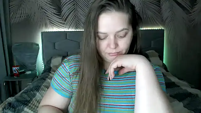 uliastar online show from January 24, 2025, 10:00 am