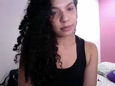 gatubelahot online show from February 25, 2025, 8:19 pm