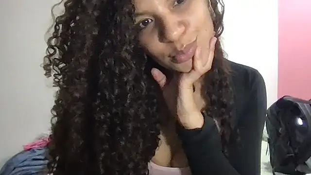 gatubelahot online show from March 6, 2025, 12:32 am