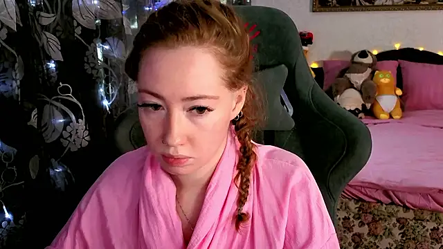 Snapshot of TinaBrook chatting on March 4, 2026, 3:45 am TinaBrook online show from March 4, 2026, 3:45 am