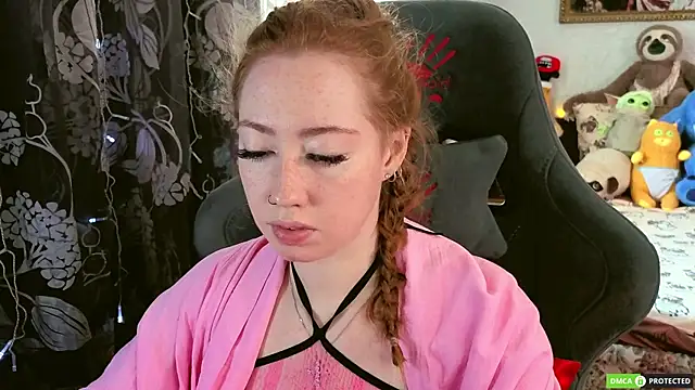 Snapshot of TinaBrook chatting on April 3, 2026, 5:16 am TinaBrook online show from April 3, 2026, 5:16 am