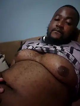 Snapshot of douksm chatting on February 24, 2025, 7:19 pm douksm online show from February 24, 2025, 7:19 pm