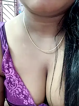 Snapshot of Lakhsmii chatting on December 28, 2024, 2:01 am Lakhsmii online show from December 28, 2024, 2:01 am