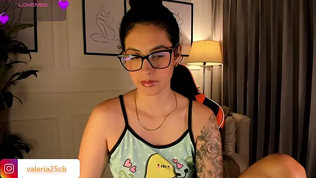 Snapshot of valeriia25_ chatting on February 28, 2025, 12:42 pm valeriia25 online show from February 28, 2025, 12:42 pm