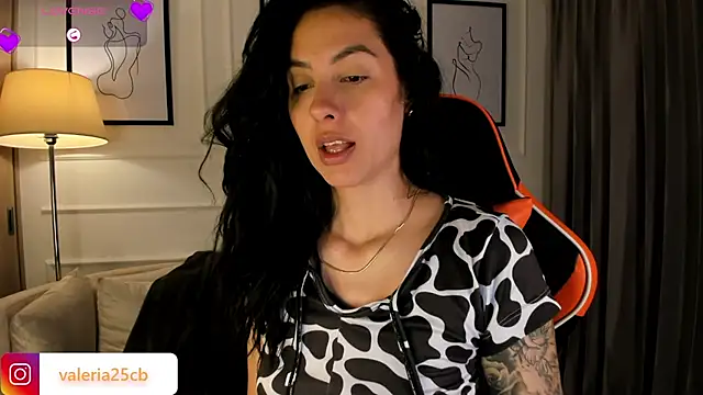 Snapshot of valeriia25_ chatting on March 6, 2025, 11:58 am valeriia25 online show from March 6, 2025, 11:58 am