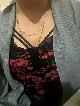 iloss2 online show from December 3, 2025, 7:23 pm