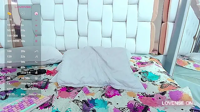 Snapshot of kinkylittlegirll chatting on January 29, 2025, 9:23 am kinkylittlegirll online show from January 29, 2025, 9:23 am