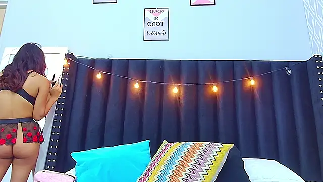 Snapshot of kinkylittlegirll chatting on February 12, 2025, 3:07 am kinkylittlegirll online show from February 12, 2025, 3:07 am