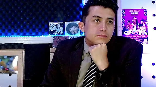 Darko0717 online show from January 24, 2025, 9:15 pm
