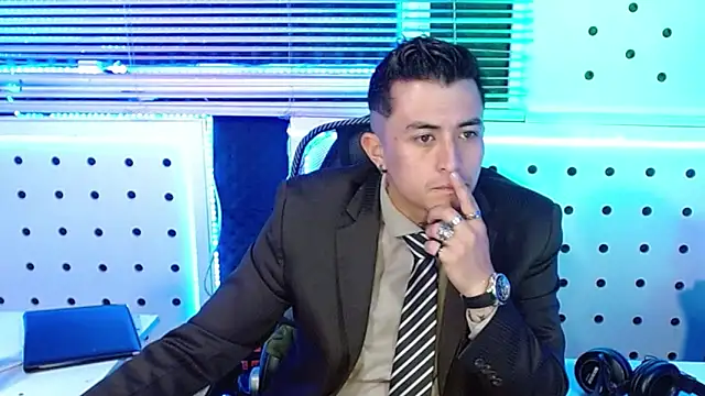 Darko0717 online show from December 4, 2025, 12:47 pm