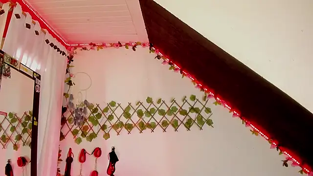 Cata green online show from December 11, 2024, 7:46 pm