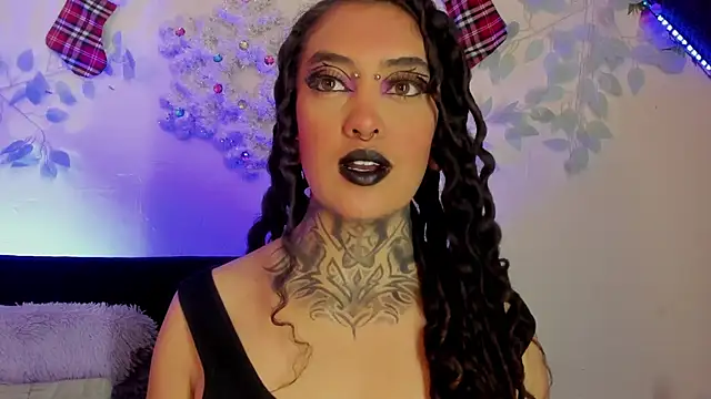 Cata green online show from December 19, 2024, 6:34 pm