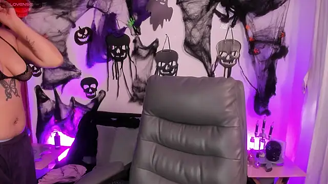 Cata green online show from October 20, 2025, 8:09 pm