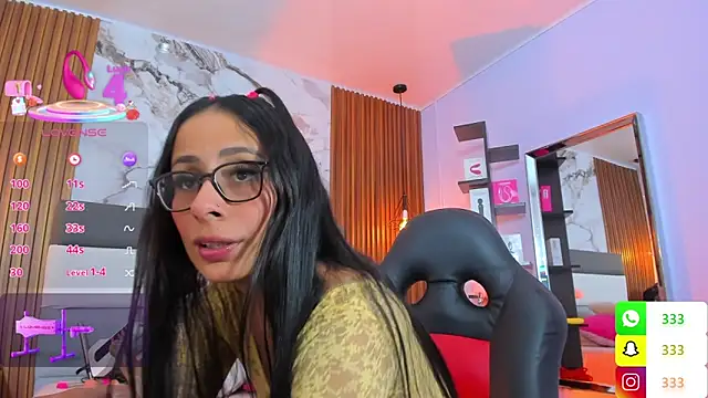 LIA ROUX1 online show from February 26, 2026, 3:38 am