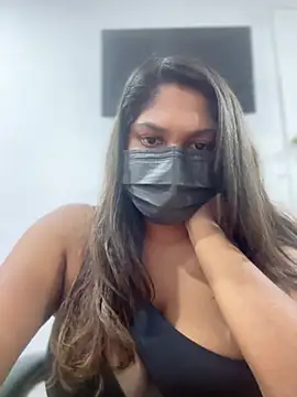 Snapshot of Black_Beauty997 chatting on February 18, 2025, 5:10 pm Black Beauty997 online show from February 18, 2025, 5:10 pm