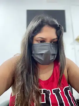 Snapshot of Black_Beauty997 chatting on February 19, 2025, 4:44 pm Black Beauty997 online show from February 19, 2025, 4:44 pm