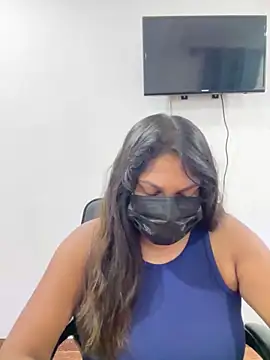 Snapshot of Black_Beauty997 chatting on September 15, 2025, 4:07 pm Black Beauty997 online show from September 15, 2025, 4:07 pm