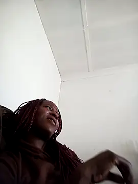 sluttylaura21 online show from March 5, 2025, 8:43 am