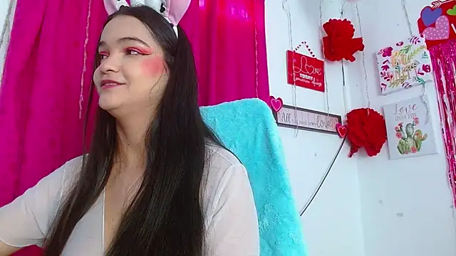 monica little23 online show from February 7, 2026, 1:26 pm