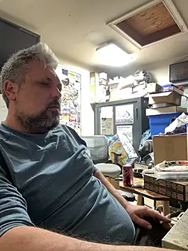 Snapshot of tank32s chatting on March 12, 2025, 6:40 am tank32s online show from March 12, 2025, 6:40 am