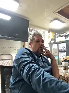 Snapshot of tank32s chatting on March 22, 2025, 7:57 am tank32s online show from March 22, 2025, 7:57 am