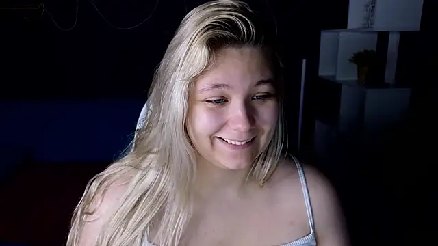 DjennaPalme online show from December 10, 2024, 1:54 am