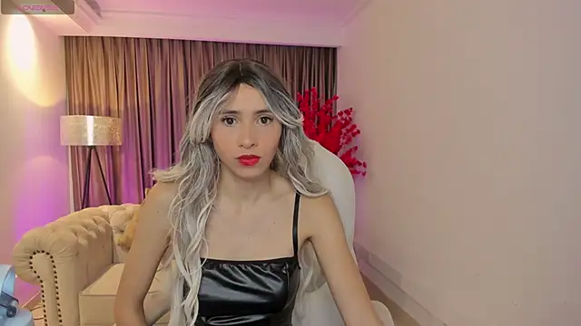 Snapshot of emilly_smith_1 chatting on February 6, 2025, 3:06 am emilly smith 1 online show from February 6, 2025, 3:06 am
