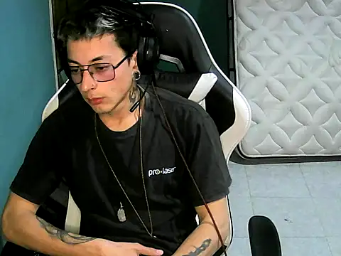 Jughead 16 online show from October 1, 2025, 5:02 am