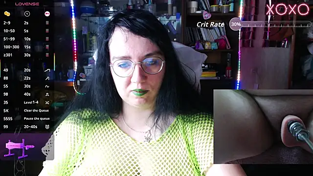 LeonaHarrison online show from October 9, 2025, 3:15 am