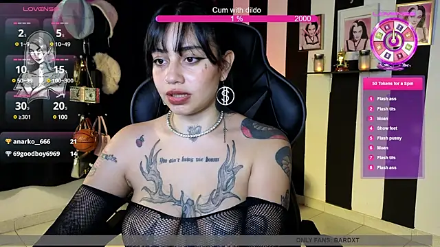 Snapshot of val_bardot chatting on March 19, 2025, 8:12 am val bardot online show from March 19, 2025, 8:12 am