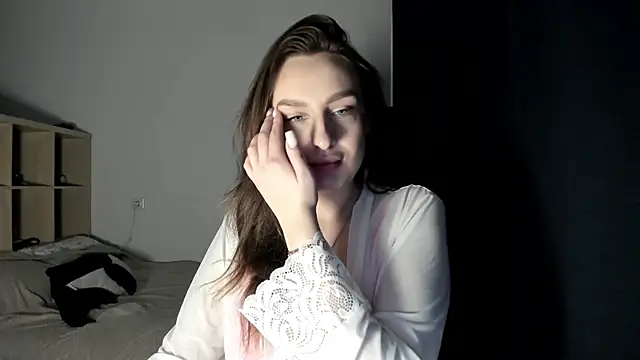 Ella   Bell online show from February 11, 2025, 6:30 am