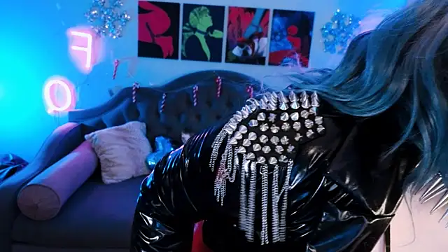 wickedxqueen online show from December 29, 2024, 3:11 am