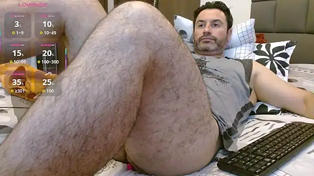 rodrher81 online show from October 23, 2025, 5:23 pm