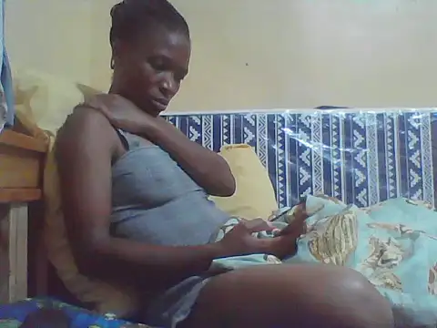 Snapshot of Smillie_prety chatting on April 18, 2026, 6:06 am Smillie prety online show from April 18, 2026, 6:06 am